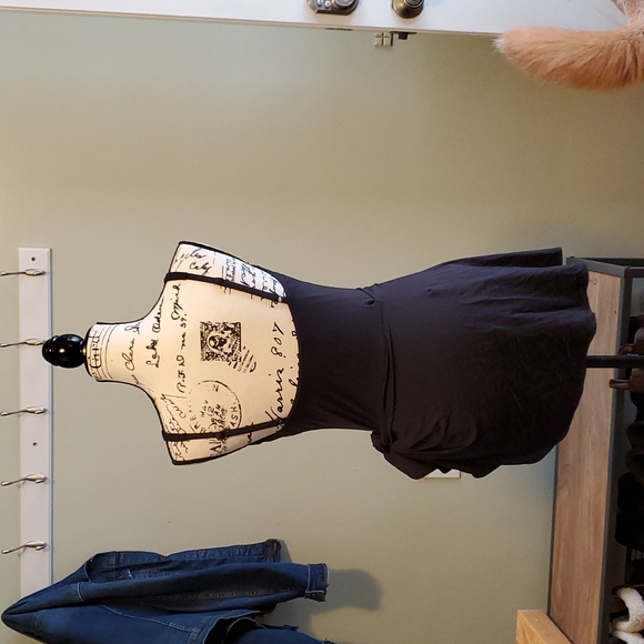 COCO REEF ▪︎ Contours Empress Sarong Chic Swim Skirt One Piece, Black - Picture 5 of 9